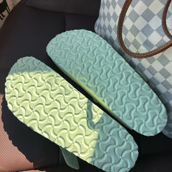 Boston Soft Footbed Birkenstock in Faded Lime - Picture 2 of 5